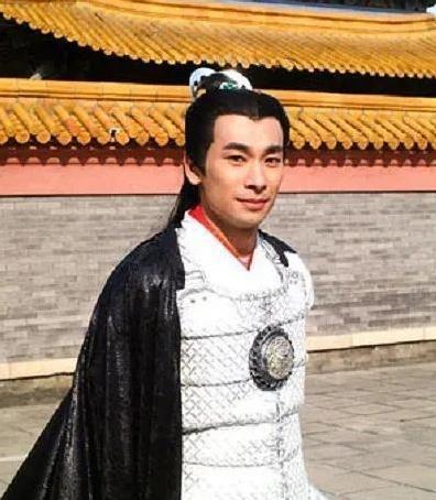 在《至尊红颜》中,他也饰演了李君羡,一个内敛沉稳,战功赫赫的太子之