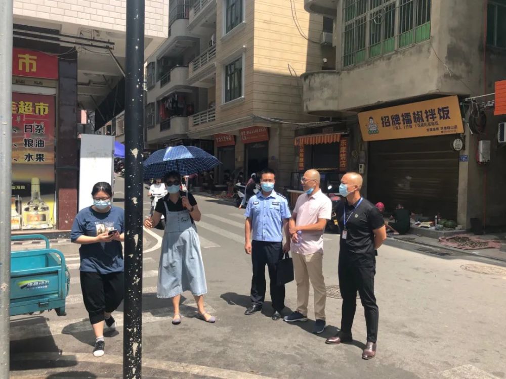 警察故事吴朗创新交通管理服务举措解决群众出行急难愁盼问题