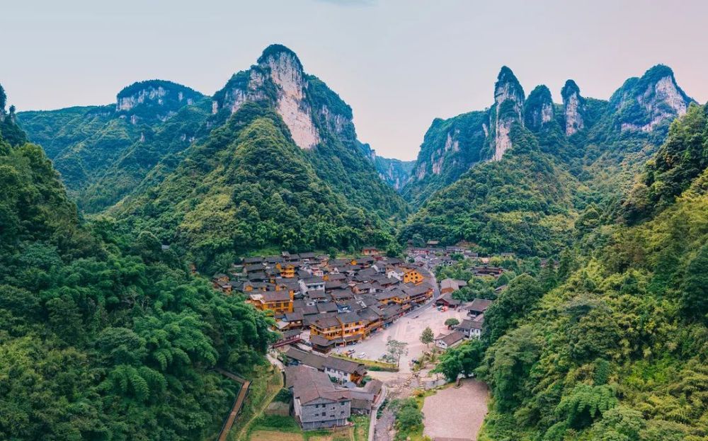 湘西州抗疫工作人员及张家界市民 来矮寨游玩免票!