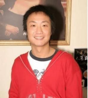 近照瘦身成功,却撞脸郑中基?