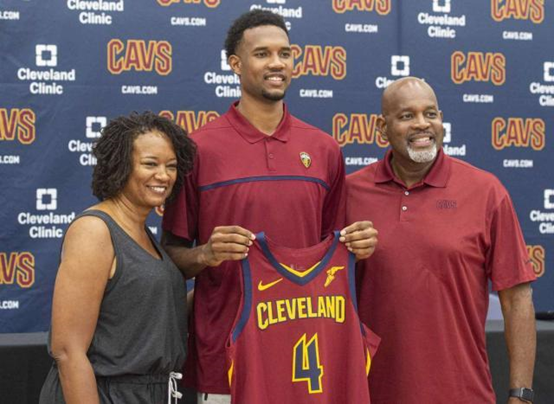 nba新人们的夏联观察日记(3):独角兽变困兽,陷入挣扎的莫布里