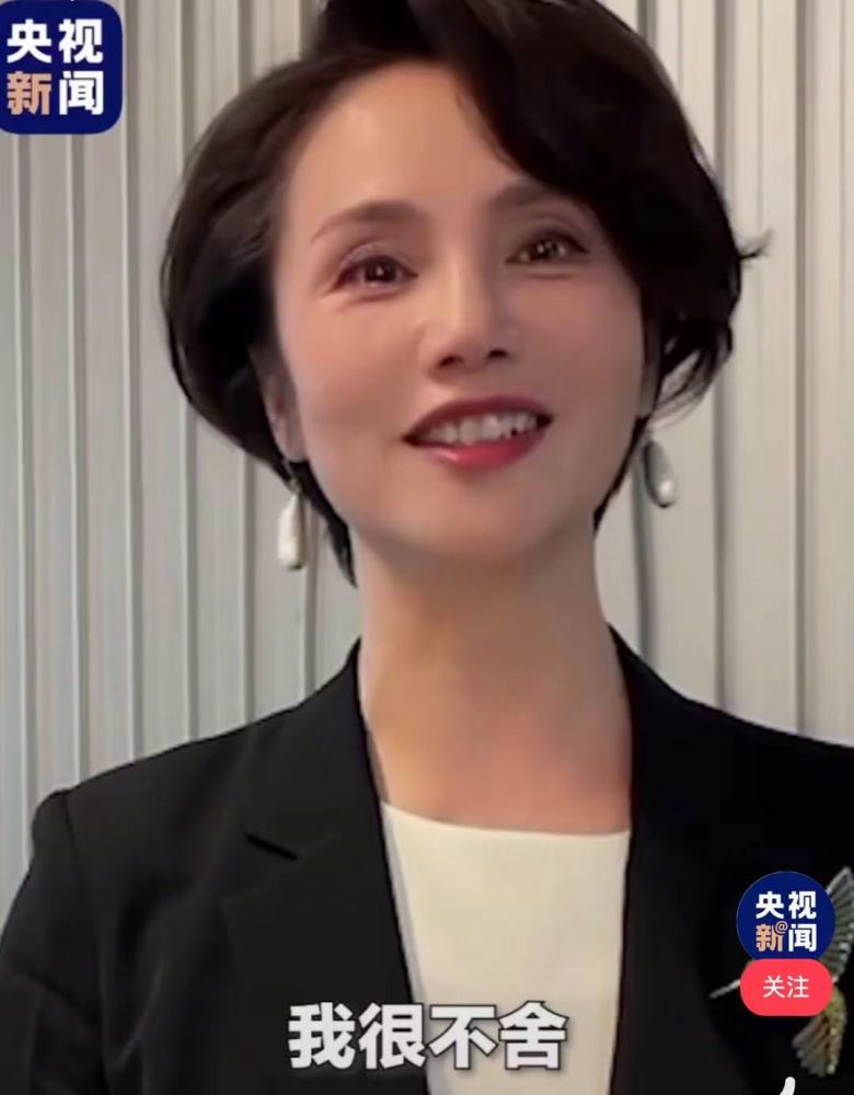 60岁央视女主播徐俐宣布退休,含泪不舍,网友:祝您退休