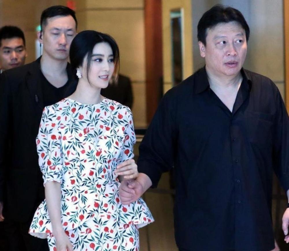 范冰冰身后的男人都不简单,一个为她锒铛入狱,一个因她背负骂名