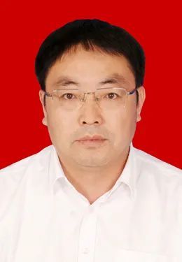 县人民代表大会常务委员会现予公告李建雄同志为黄陵县人民政府副县长