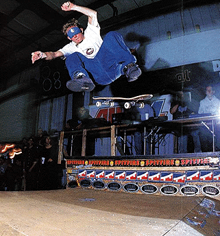 nollie/switch hardflip 名人堂