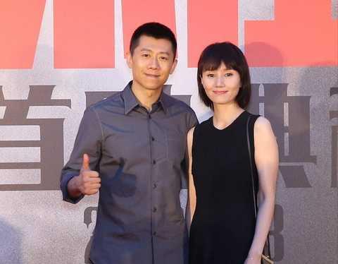 袁泉女儿曝光,母女同行现身餐厅,11岁夏哈哈继承父母优良基因