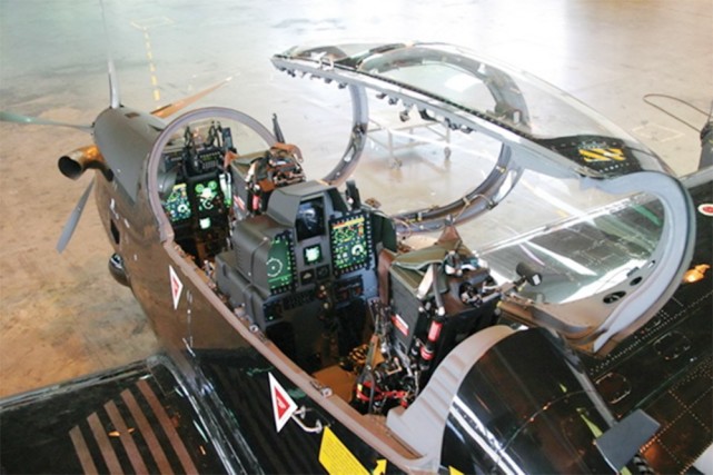 座舱很先进2011年,"超级巨嘴鸟"被美军选中,给了代号a-29,升级后的