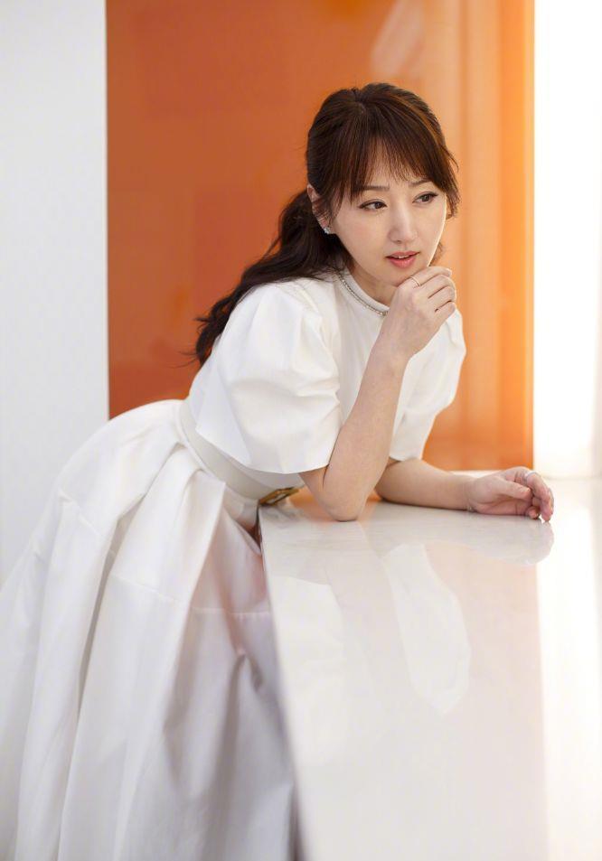 歌手:杨钰莹美照