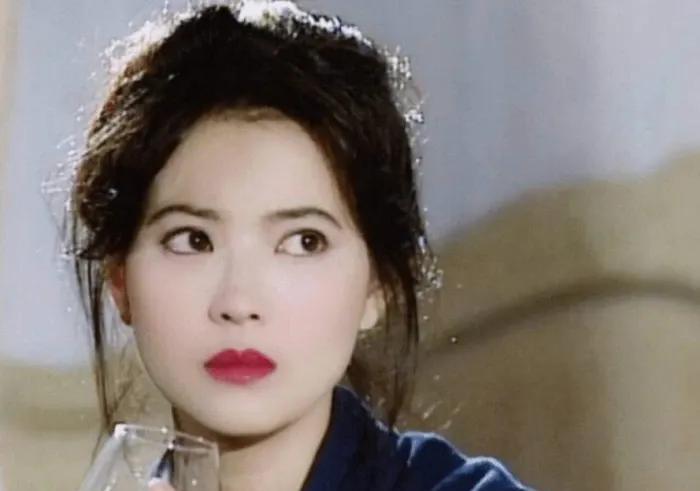 港风头像:每人一张最美老照片—90年代香港女艺人谁更