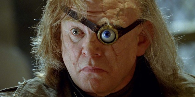 《哈利·波特》:"疯眼汉"穆迪的魔眼能看到博格特的吗