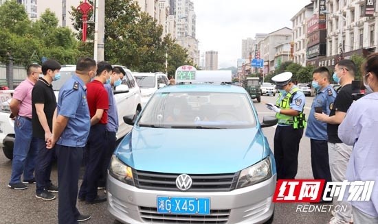 红网时刻张家界8月27日讯(通讯员 冯成 李伊平)8月26日,桑植县副县长