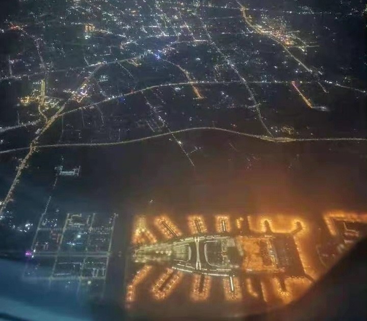 广东白云机场竟然是最大的"蟑螂"?而且夜间更加"张牙舞爪"!