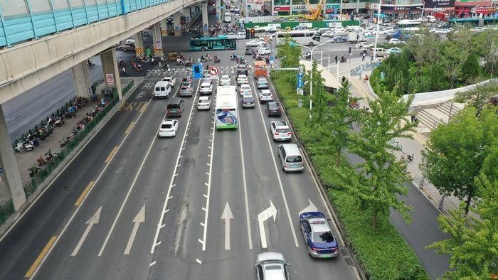 济南市有多少人口_你知道大明湖吗(2)