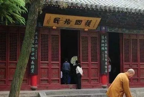 常识|居士在寺院"挂单",应注意的事项!