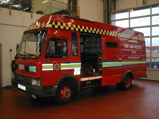 该车由一款已有27年历史的依维柯zeta改装而来,原消防车的主要任务是