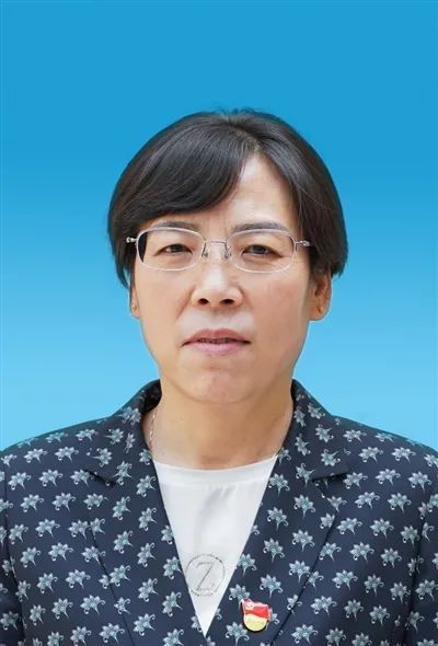 西宁新一届四大班子亮相