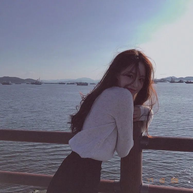 头像|女生长发头像高冷