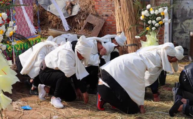 老祖宗守孝有什么讲究?现在能做到的没几个,老祖宗的