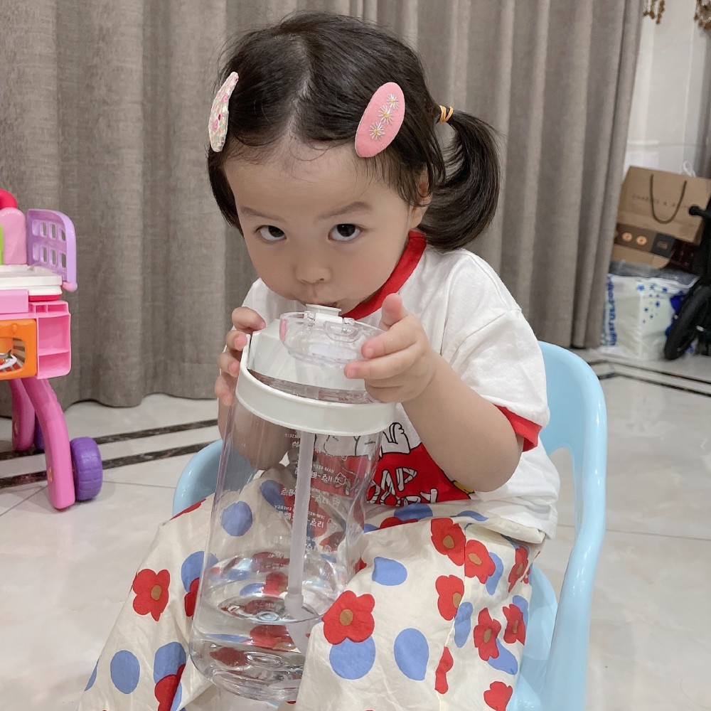 丸子妹妹头像|喝水的贝贝