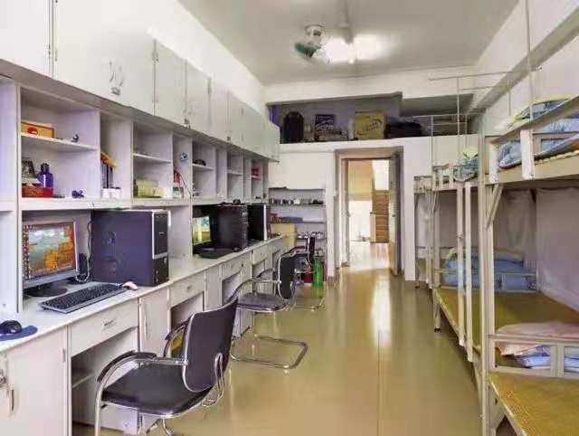 广东石油化工学院