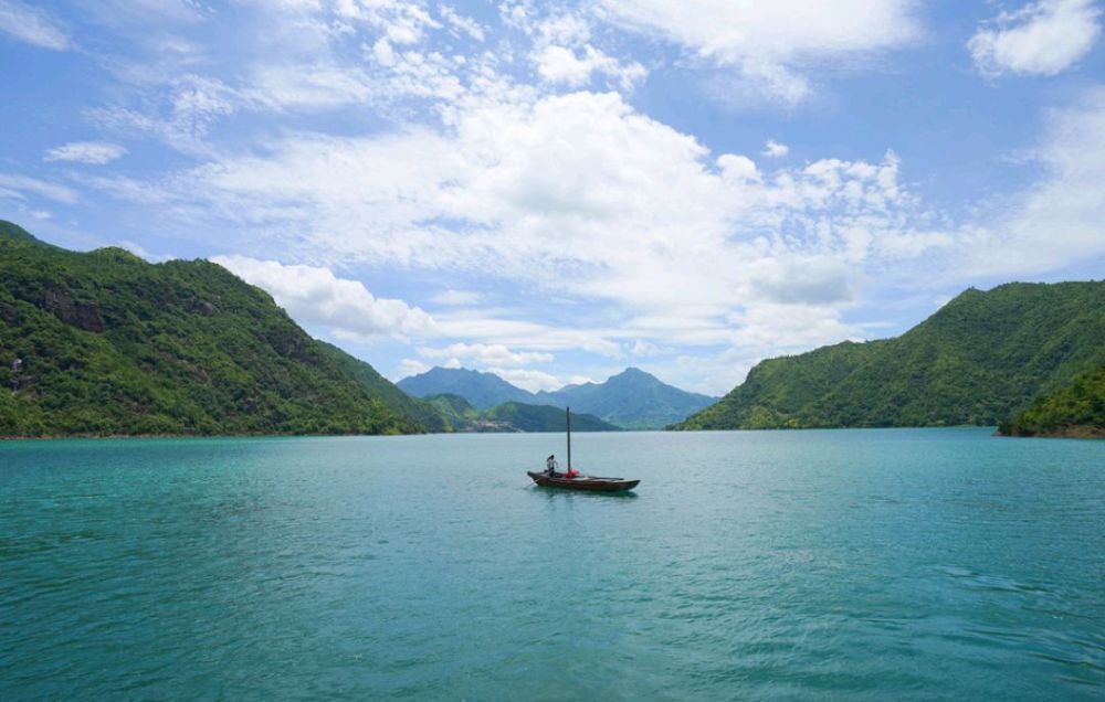 浙江4处"山水美景",清凉降温,避暑度假,去了一定要疯狂地玩