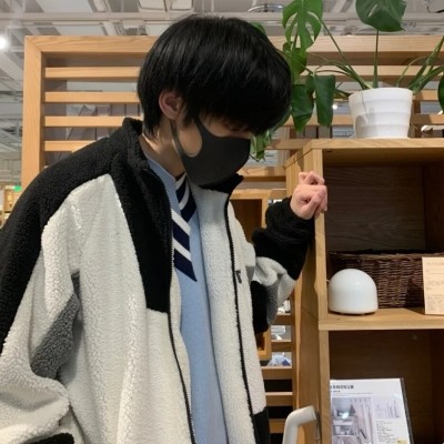 最新侧颜帅气男生头像合集_侧脸男生头像真人2021