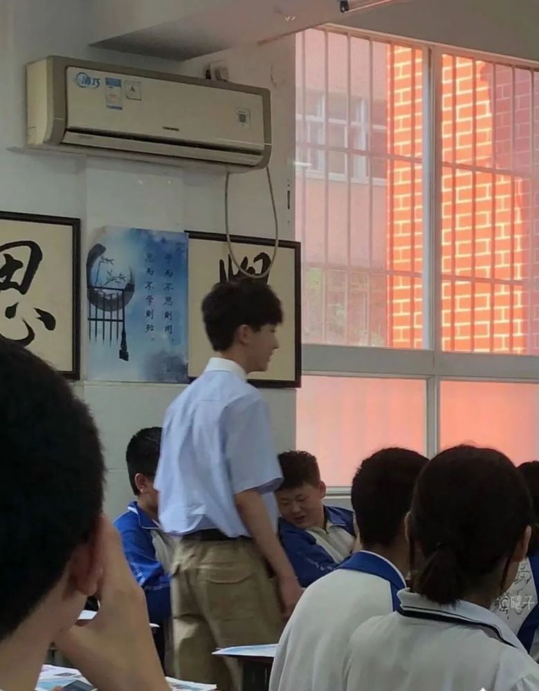 时代少年团校服壁纸合集小炸们的绝美校园风让爆米花亿万点心动