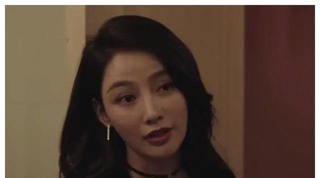 与周冬雨同班,曾被女演员称不配坐她的车《扫黑风暴》让她走红