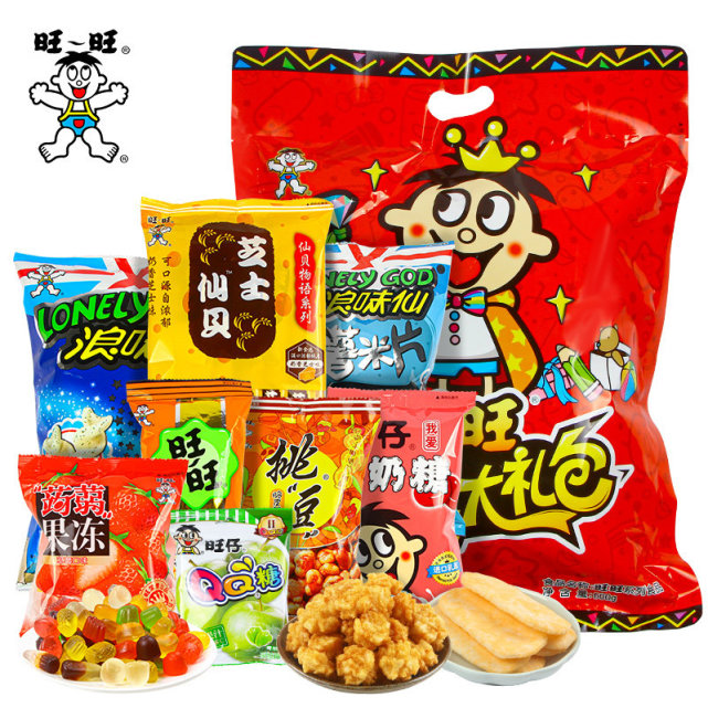 于是我们的童年就和这个小家伙一起成长了,然后,旺旺雪饼,旺仔牛奶糖