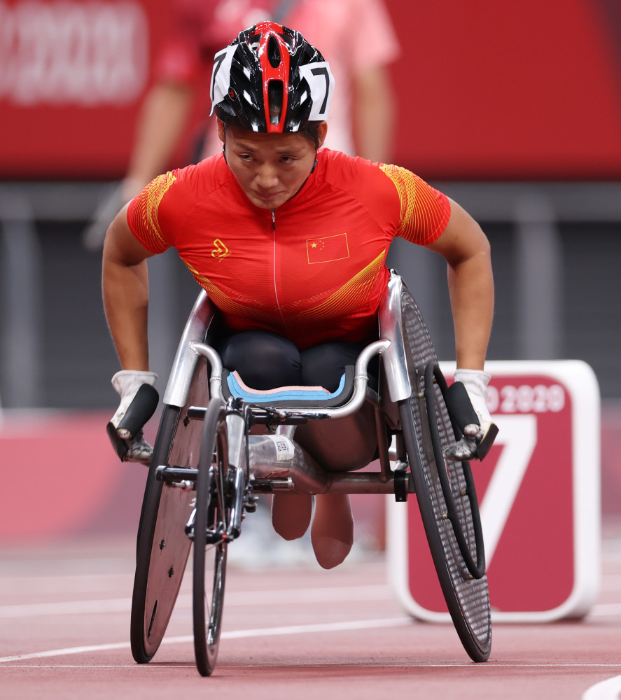 (东京残奥会)田径——周洪转获女子800米t53级亚军