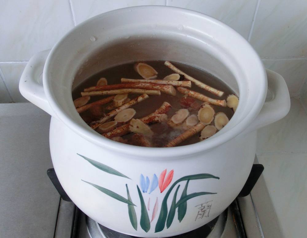 以前这食材当柴烧,如今堪称"广东人参,秋季多雨,煲汤喝可祛湿气