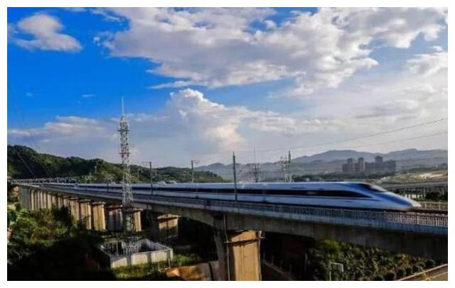 总投资851亿的高铁亮相四川线路长4864公里这13个地方走运了