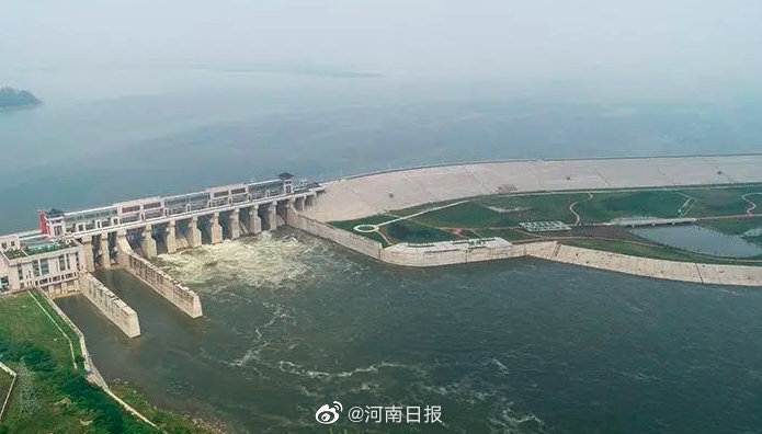 遭遇持续强降雨!河南:陆浑水库泄洪
