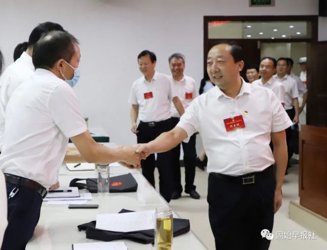 王治学,杨浩威等领导看望出席县第十三次党代会代表