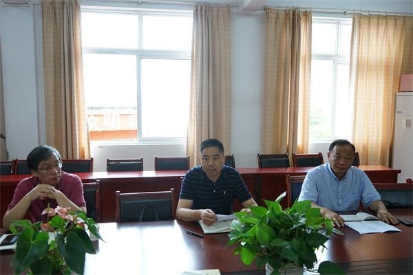 蚌埠市督导组深入固镇县第二中学督导2022届高三教学备考工作