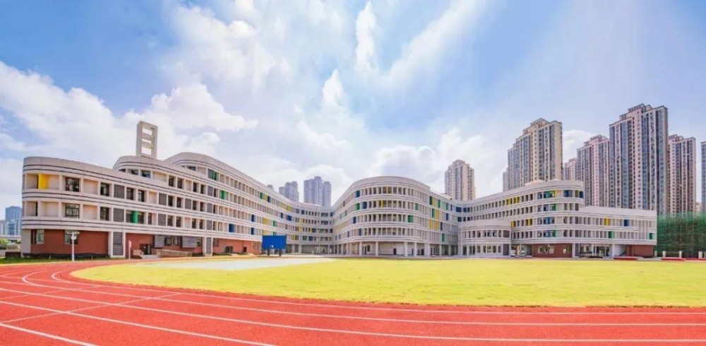 钟家村小学三里坡西校区