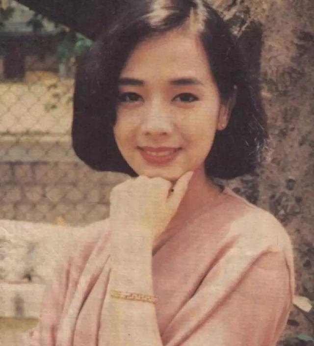 拥有三次婚史的3位女明星,有人拿过影后,有人嫁给小鲜肉