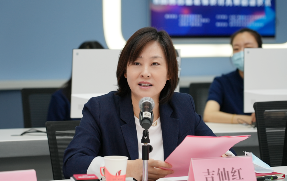 山西广播电视台党组成员,副总编辑罗庆东讲话