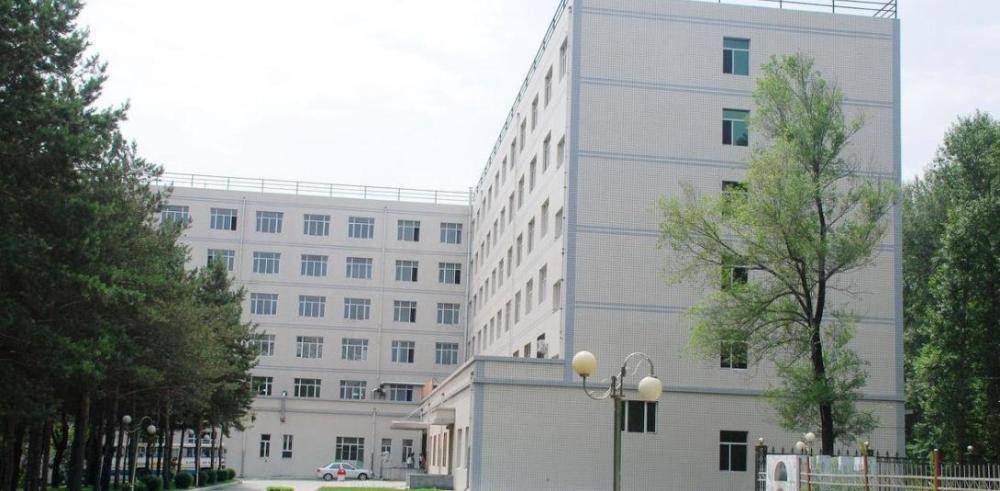 "黑龙江职业学院学生会干部查寝"他们就是耍酷,逞威这么简单?