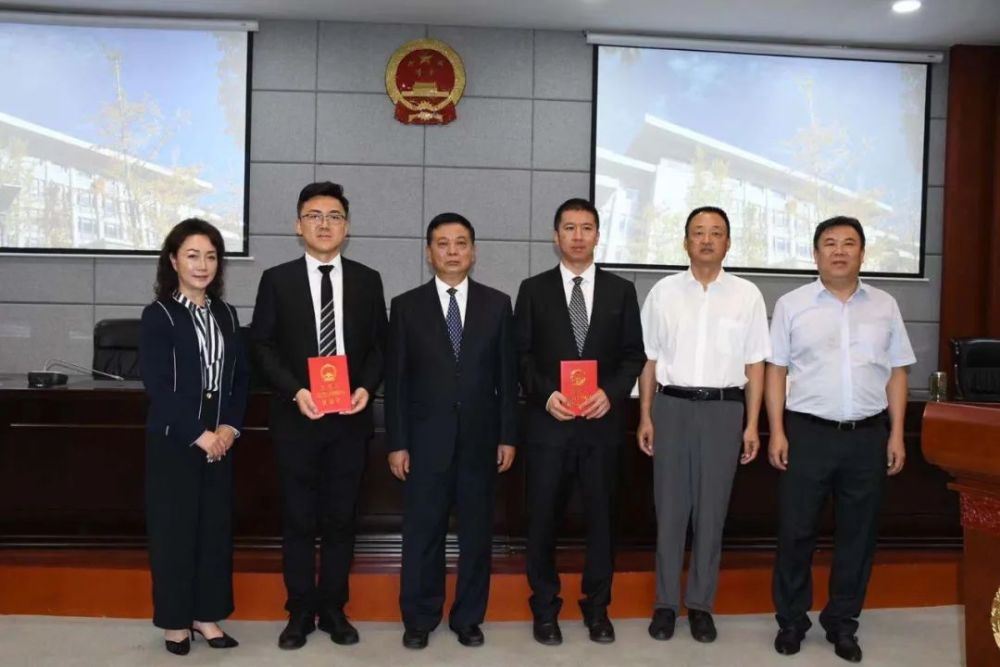 官渡区十六届人大常委会召开第35次会议通过一批任免职决定