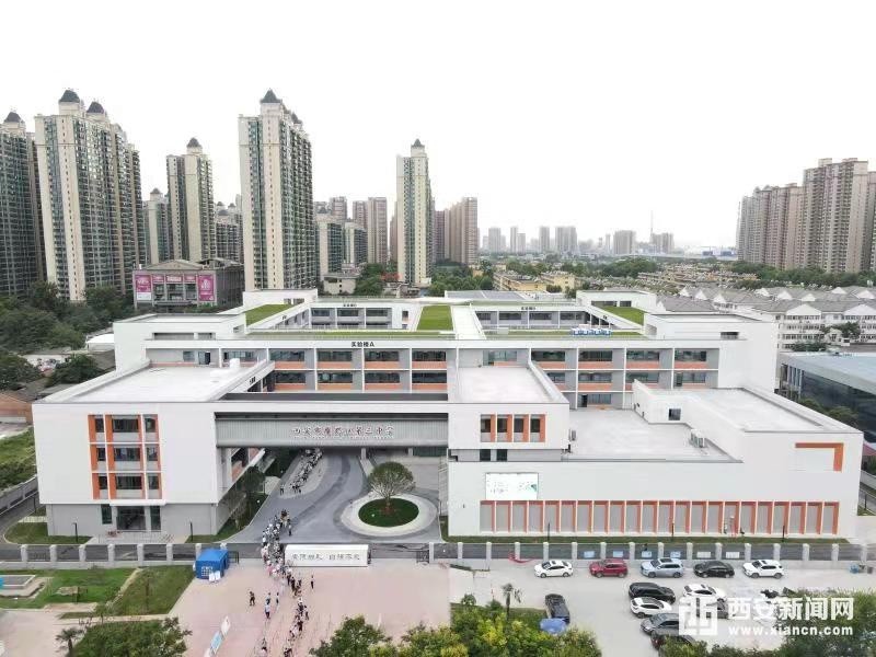中建三局西北公司基础设施事业部助力雁塔三中项目