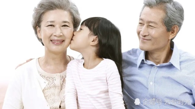 49岁怀上二胎,这是惊喜还是惊吓?