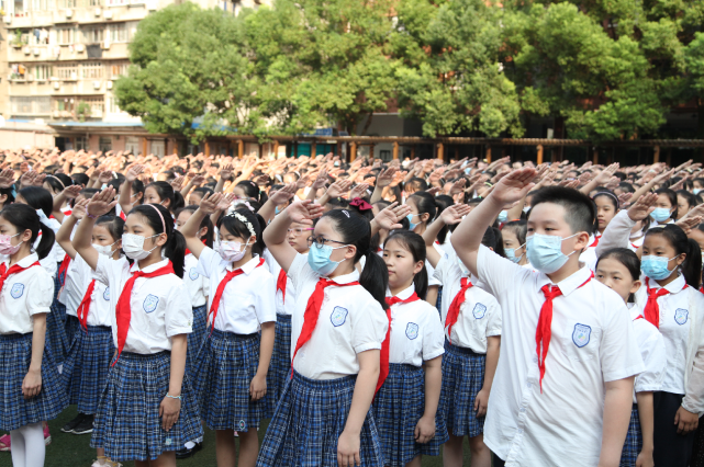 "心聚力,新成长 武汉市育才小学2021—2022年秋季开学典礼暨开学第一