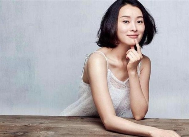 充实自己,我们经常能在热播剧中看到她的身影, 《和平年代》,《前妻》