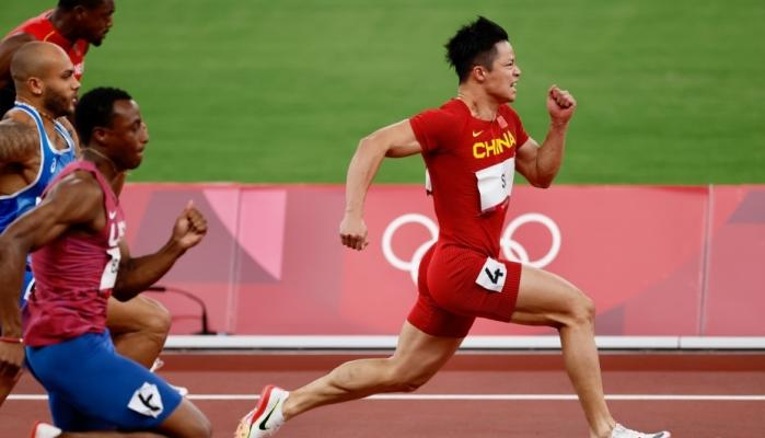 他"苏神"                    他就是中国传奇人物——短跑健将苏炳