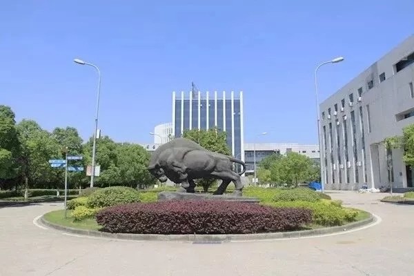什么专业就业前景好（什么专业就业前景好女）