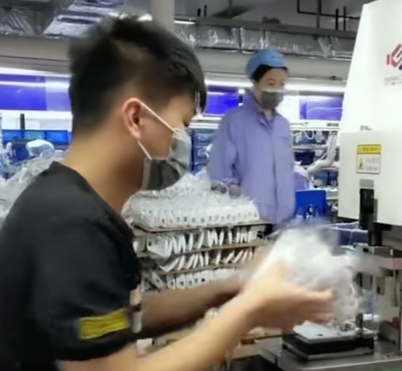 工厂里面干活,干的慢的和干的快的,为什么工资都差不多