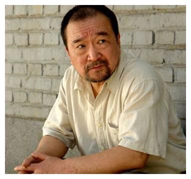 李保田注水风波后被13家公司封杀现在不演戏也快乐
