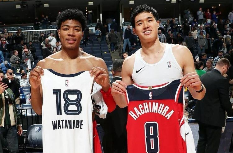 男篮世预赛5大锋线对付八村塁渡边雄太绰绰有余至少赢10分