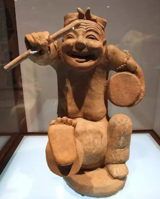 笑得最好看:击鼓说唱俑